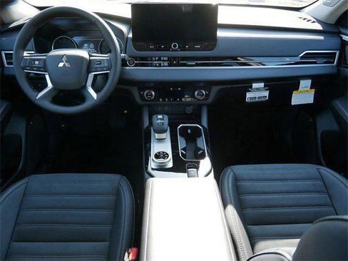 New 2026 Mitsubishi Outlander Trail Edition AWD/4WD image 7