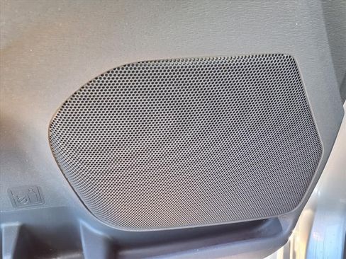 Used 2016 Toyota Sienna LE image 15