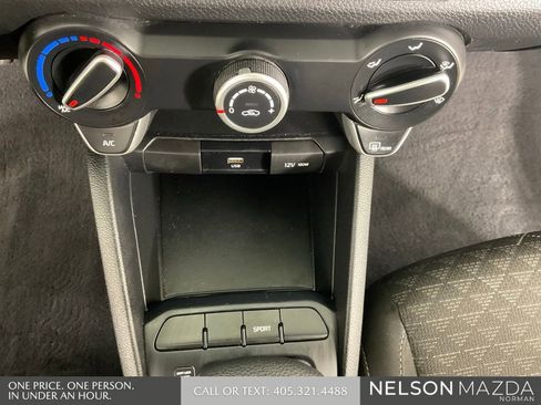 Used 2022 Kia Rio S FWD image 37