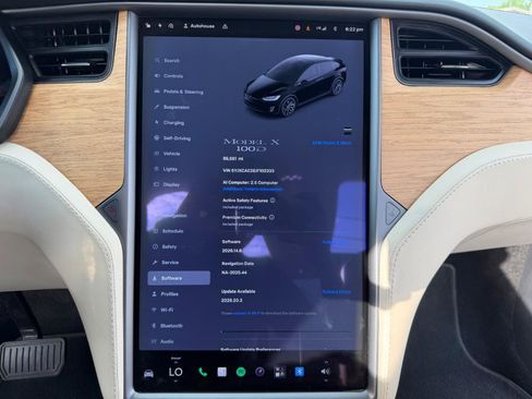 Used 2018 Tesla Model X 100D AWD/4WD image 21