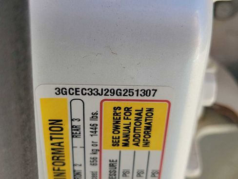 Used 2009 Chevrolet Silverado 1500 LTZ w/ White Diamond Edition image 21