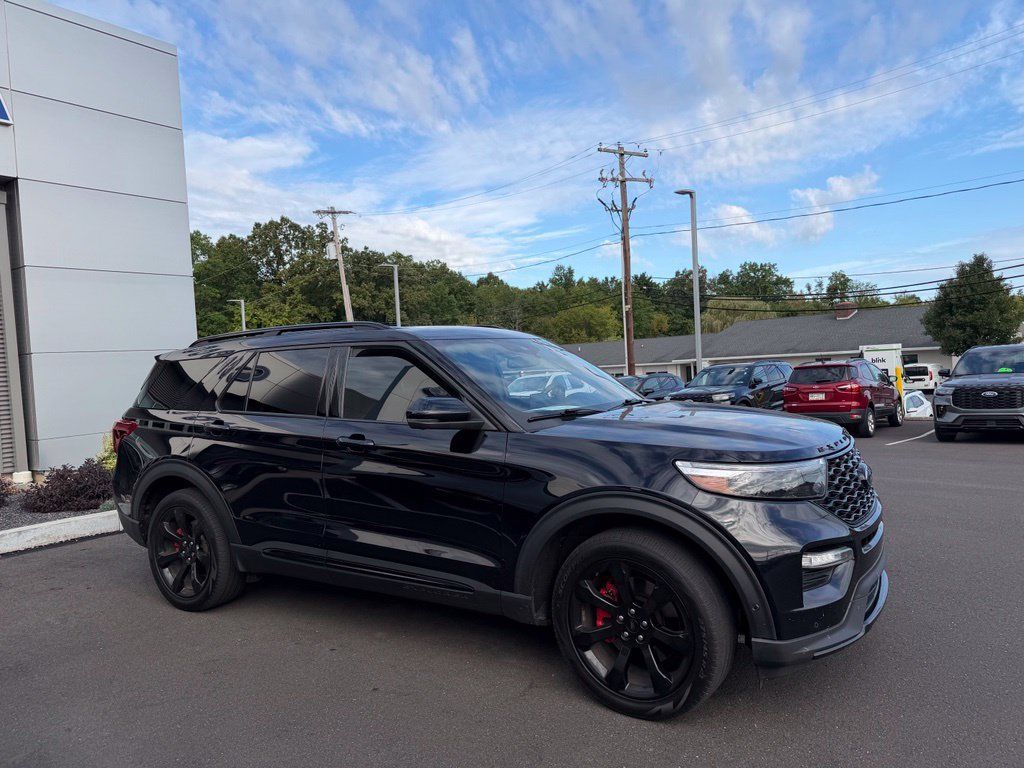 Used 2020 Ford Explorer ST w/ ST Street Pack AWD/4WD image 5