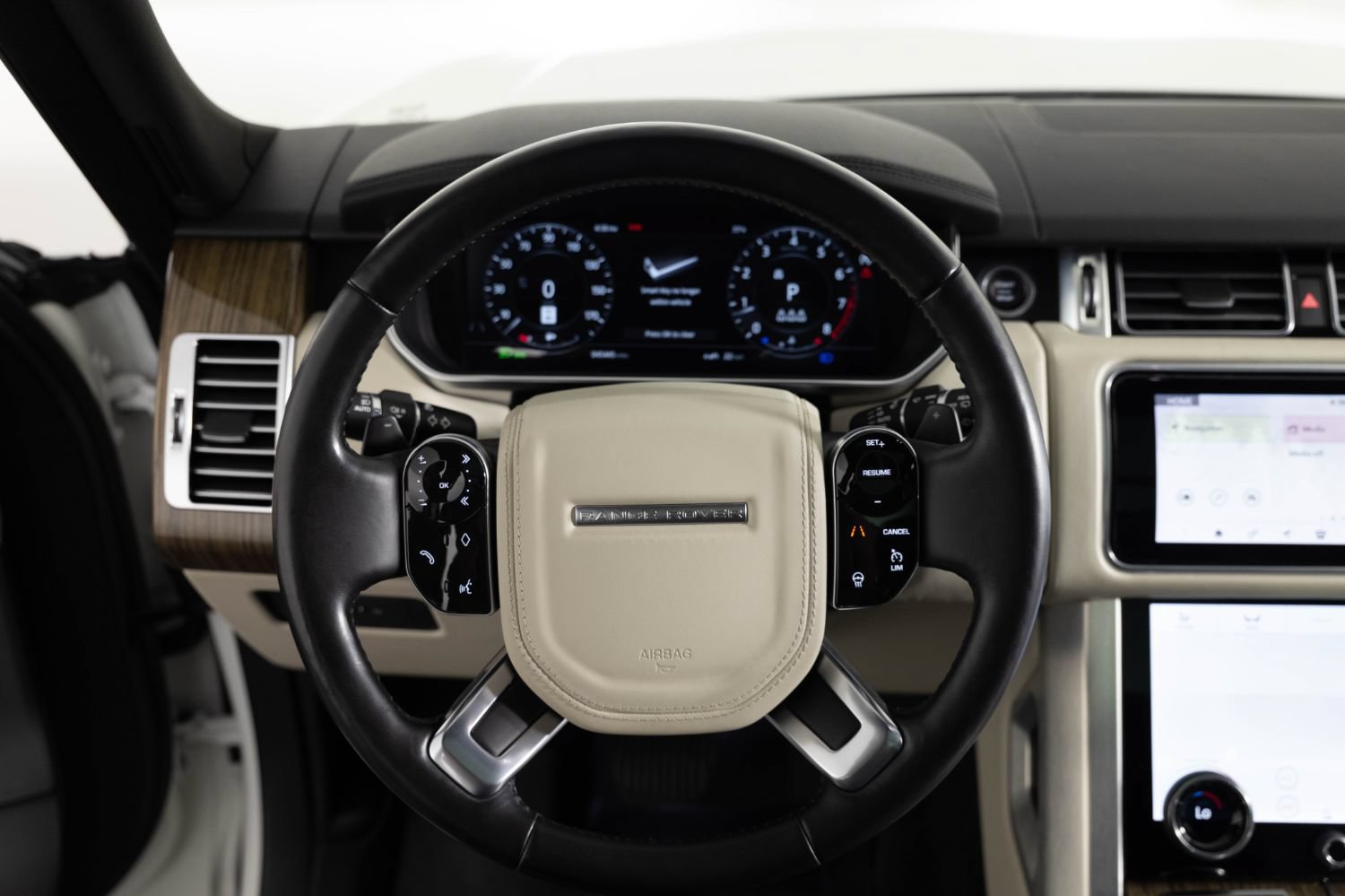 Used 2019 Land Rover Range Rover Long Wheelbase Supercharged AWD/4WD image 31