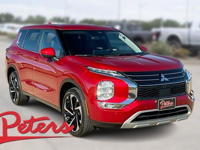 Used 2023 Mitsubishi Outlander SE