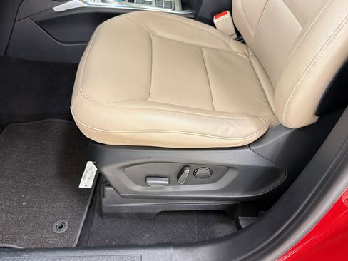 Certified 2020 Ford Explorer XLT w/ Equipment Group 202A RWD image 14