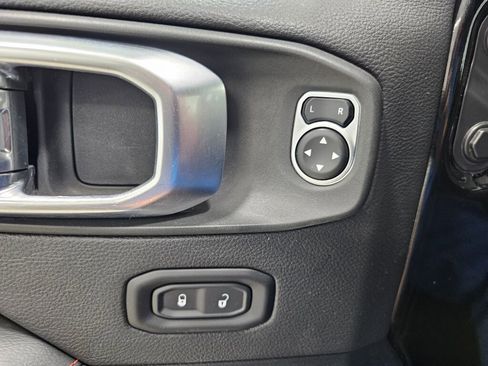 Used 2020 Jeep Wrangler Unlimited Rubicon image 31