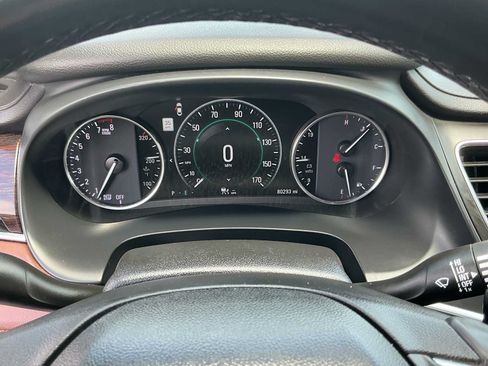 Used 2019 Buick LaCrosse Avenir w/ Driver Confidence Package II AWD/4WD image 10