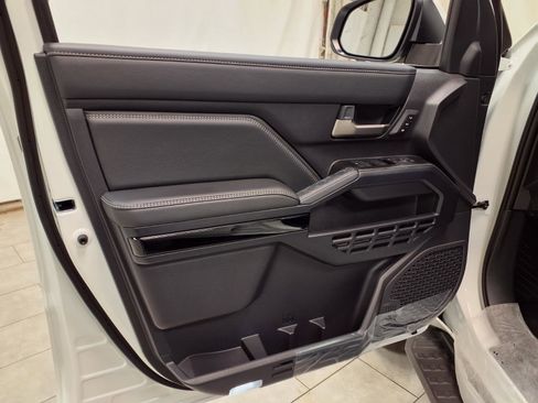 New 2026 Toyota 4Runner Limited AWD/4WD image 27