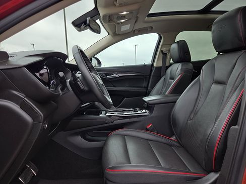 Used 2023 Buick Envision Essence w/ Sport Touring Package image 15