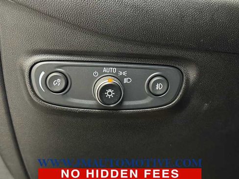 Used 2020 Chevrolet Equinox LT w/ Midnight Edition image 31