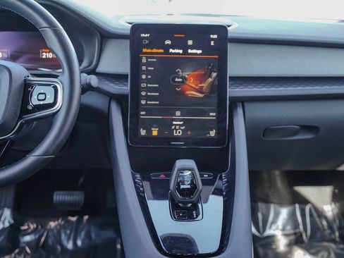 Used 2023 Polestar Polestar 2 image 13