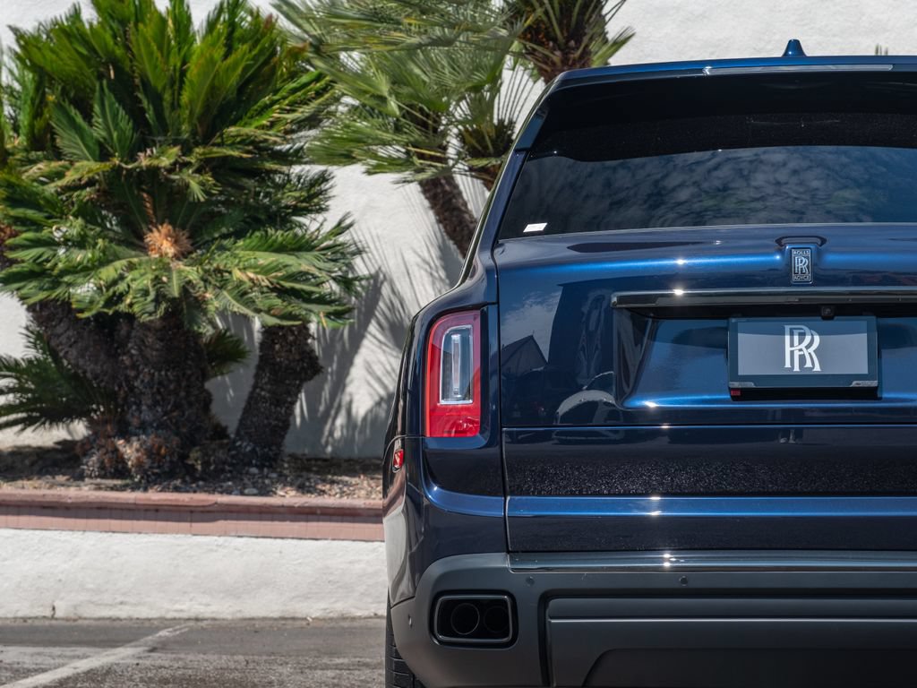 Certified 2023 Rolls-Royce Cullinan Black Badge w/ Driver's Package AWD/4WD image 43