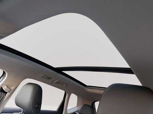 New 2025 Volkswagen Taos SEL image 35