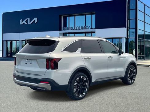 New 2026 Kia Sorento SX FWD image 6