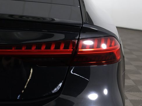 Used 2022 Audi RS 7 4.0T image 18