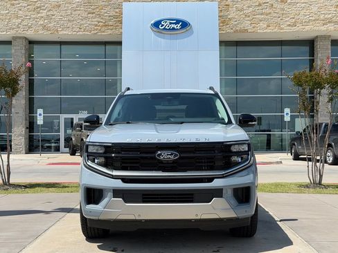 New 2026 Ford Expedition Platinum w/ Driver's Package AWD/4WD image 36