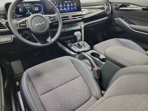 New 2026 Kia Seltos S image 33