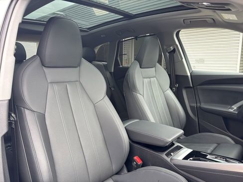 Used 2025 Audi Q5 Premium Plus w/ Premium Plus image 16