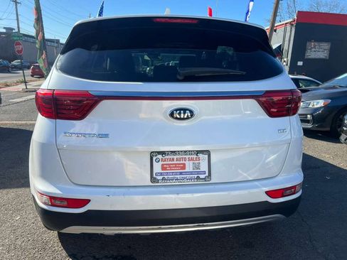 Used 2019 Kia Sportage EX w/ EX Sport Appearance Package image 9