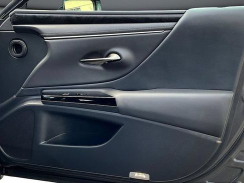 Used 2024 Lexus ES 350 w/ Premium Package FWD image 30
