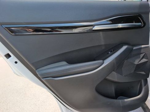 Used 2025 Kia Seltos S FWD image 30
