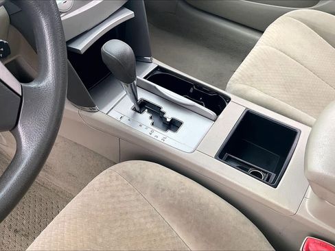 Used 2008 Toyota Camry LE image 19