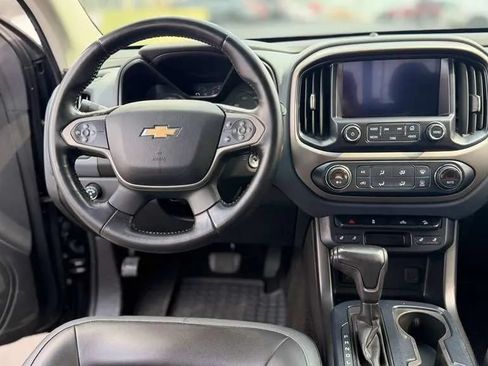 Used 2018 Chevrolet Colorado Z71 RWD image 22