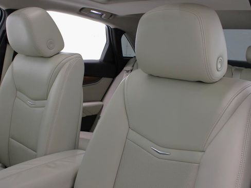 Used 2018 Cadillac XTS Luxury w/ Driver Awareness Package FWD image 32