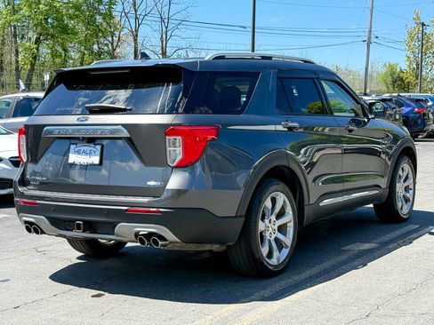 Used 2020 Ford Explorer Platinum w/ Premium Technology Package AWD/4WD image 8