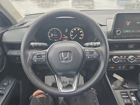Used 2024 Honda CR-V EX image 13