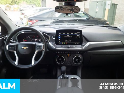 Used 2025 Chevrolet Blazer LT FWD image 20