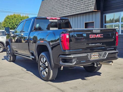 Used 2025 GMC Sierra 3500 Denali w/ Denali Reserve Package AWD/4WD image 3