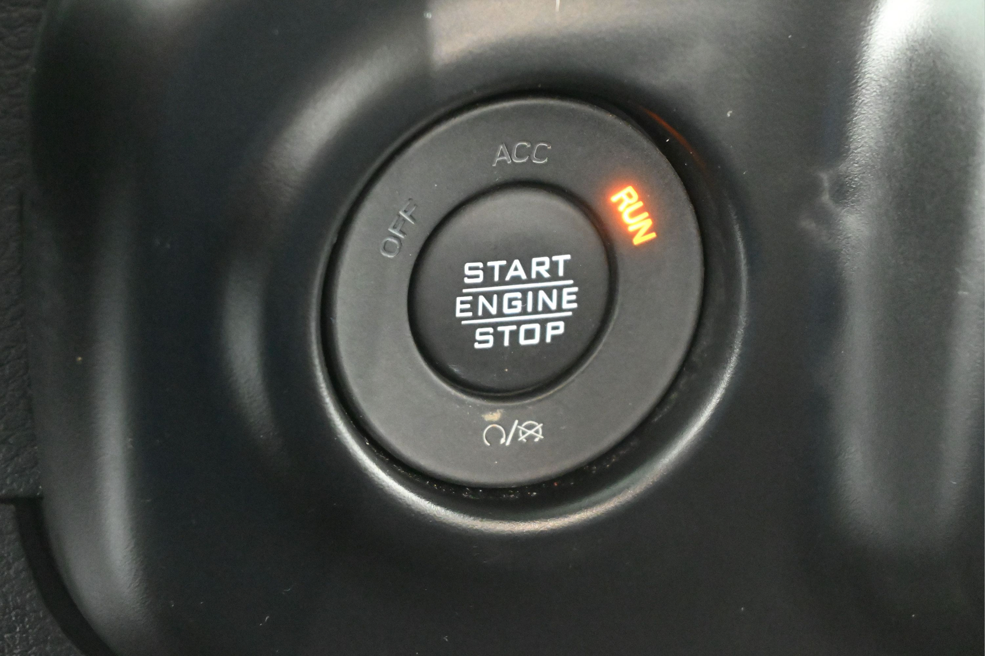 Used 2023 Jeep Gladiator Rubicon w/ LED Lighting Group AWD/4WD image 20