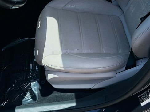 Used 2021 Mercedes-Benz E 53 AMG 4MATIC Sedan image 18