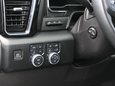 Used 2024 GMC Sierra 1500 Denali w/ Denali Reserve Package AWD/4WD image 23