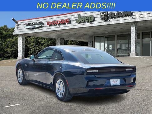 New 2025 Dodge Charger R/T w/ Sun & Sound Package image 5