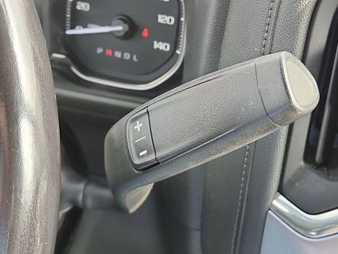 Used 2022 GMC Sierra 3500 SLT w/ SLT Convenience Package image 24