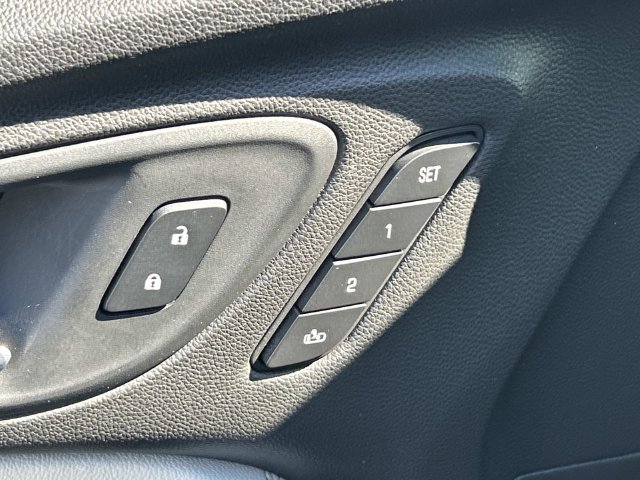 Used 2020 Buick Encore GX Essence FWD image 22