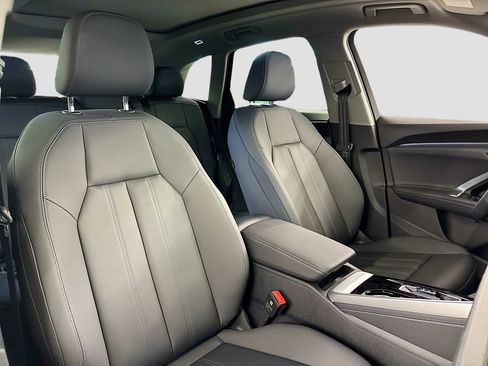 New 2025 Audi Q5 2.0T Premium Plus image 15