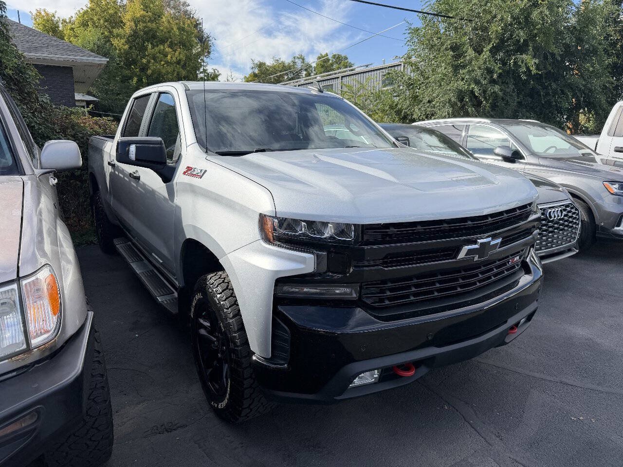 Used 2020 Chevrolet Silverado 1500 LT Trail Boss w/ Convenience Package AWD/4WD image 3