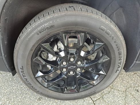 Used 2025 Chevrolet Traverse LT w/ Midnight/Sport Edition FWD image 22