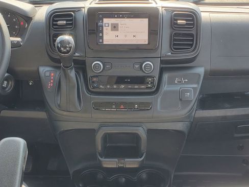 Used 2026 RAM ProMaster 2500 w/ Convenience Group FWD image 13
