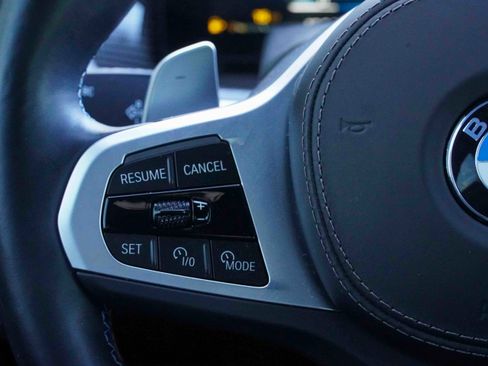 Certified 2025 BMW X7 M60i image 22