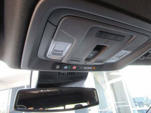 Used 2024 Chevrolet Silverado 1500 LTZ AWD/4WD image 48