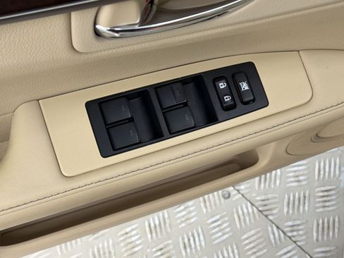 Used 2014 Lexus ES 350 w/ Premium Package FWD image 15