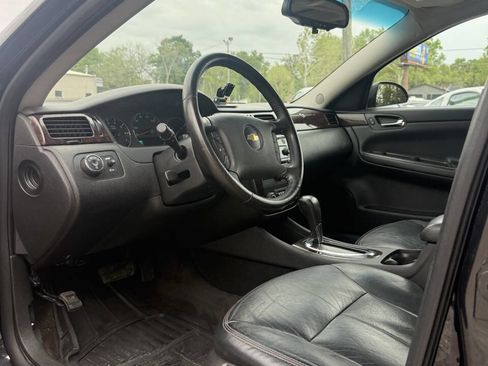 Used 2012 Chevrolet Impala LT w/ LT Sunroof Package image 7