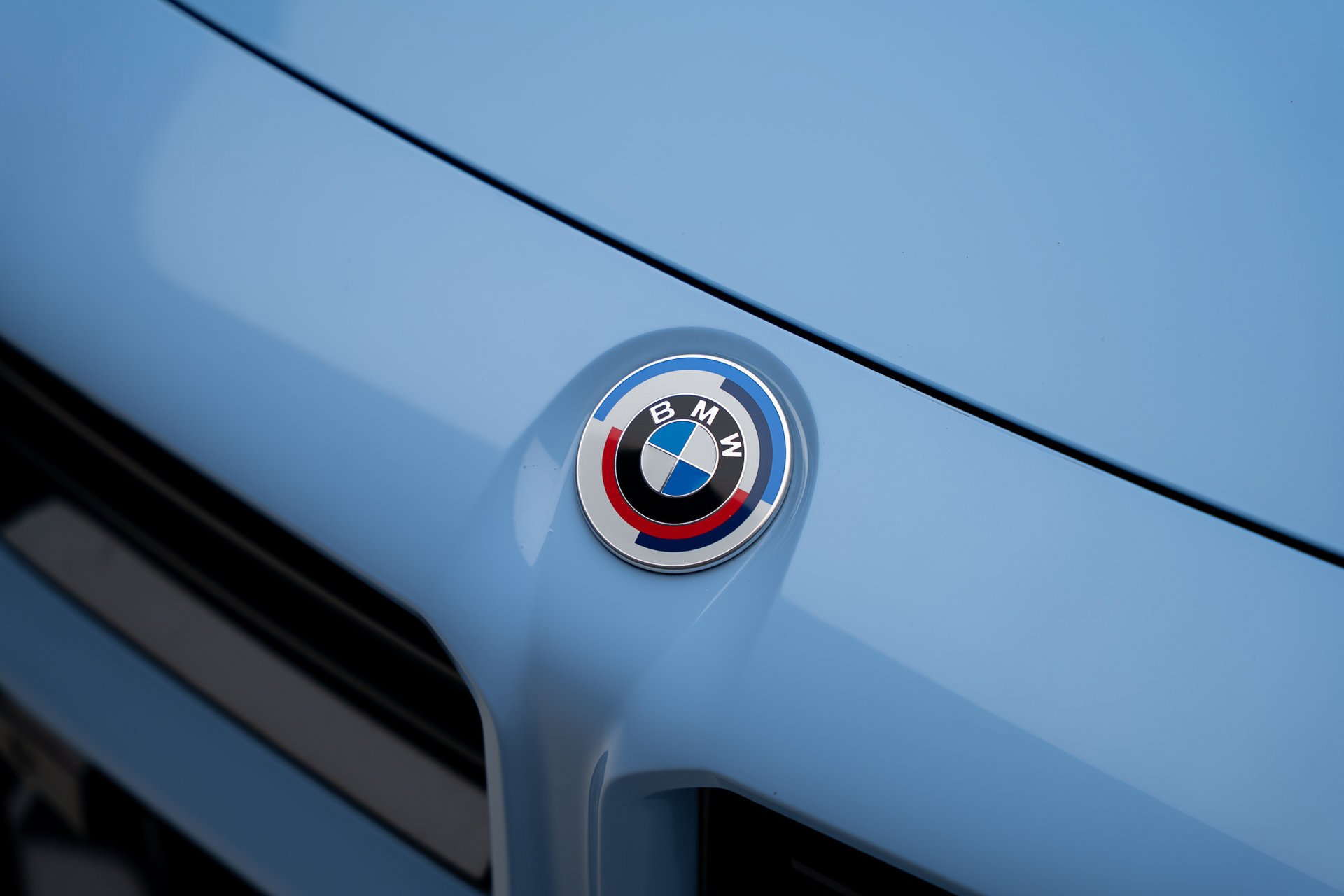 Used 2024 BMW M2 w/ Carbon Package RWD image 13