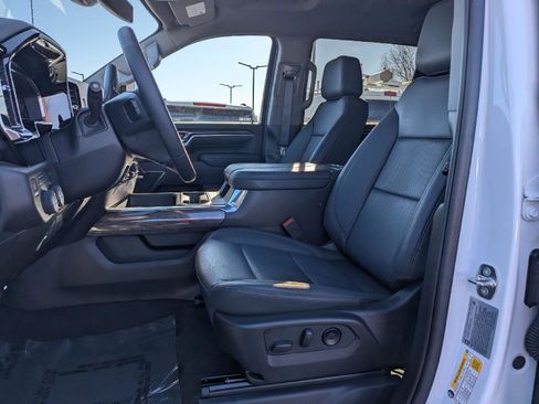 Used 2024 Chevrolet Silverado 2500 LTZ w/ LTZ Convenience Package image 29