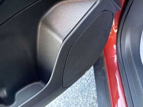 Certified 2024 Chevrolet Trax LT w/ Driver Confidence Package image 31