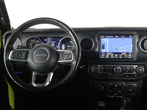 Used 2023 Jeep Wrangler Unlimited Sahara w/ Cold Weather Group AWD/4WD image 28